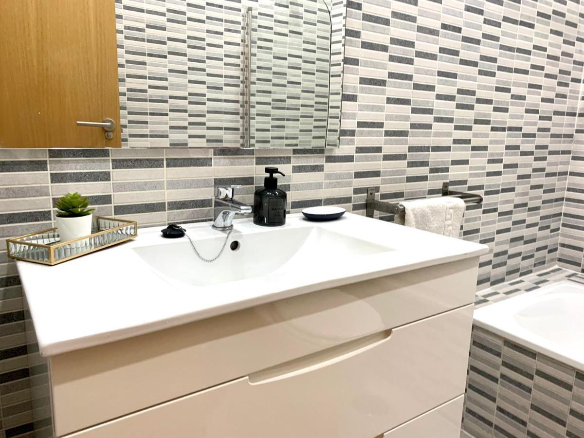 Homely Malaga Refino Bajo G6 Y F6 Ngoại thất bức ảnh